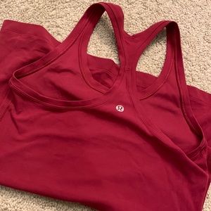 Lululemon tank